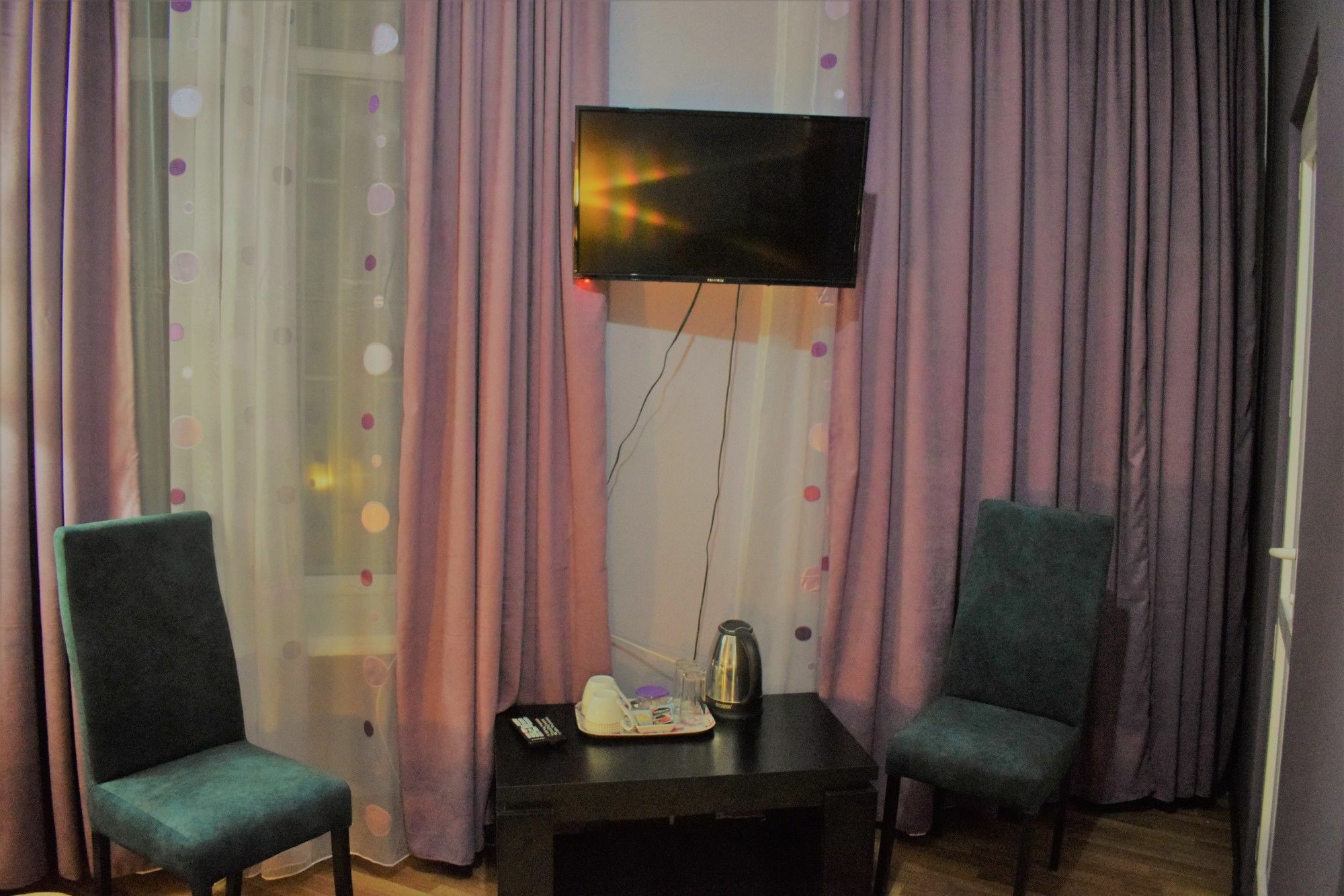 Euphoria Inn Tiflis Dış mekan fotoğraf
